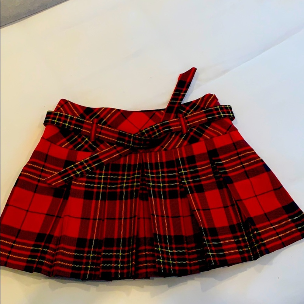 COPY - ORIGINAL SCOTTISH WOME’S KILT SIZE 4